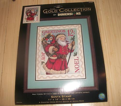 08688 Santa Stamp. Dimensions Gold 1