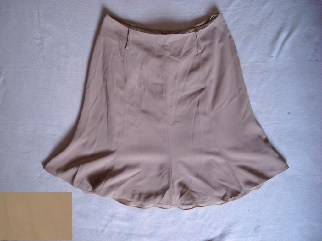 Бежевая летняя юбочка. Юбки