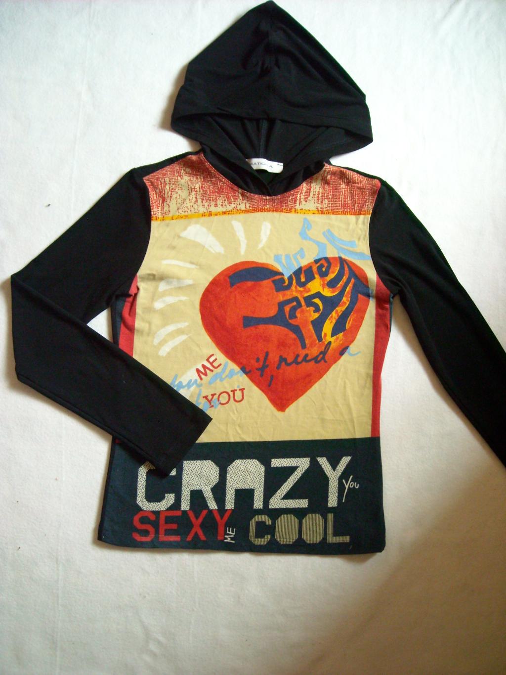 Кофта с капюшоном. Кофты