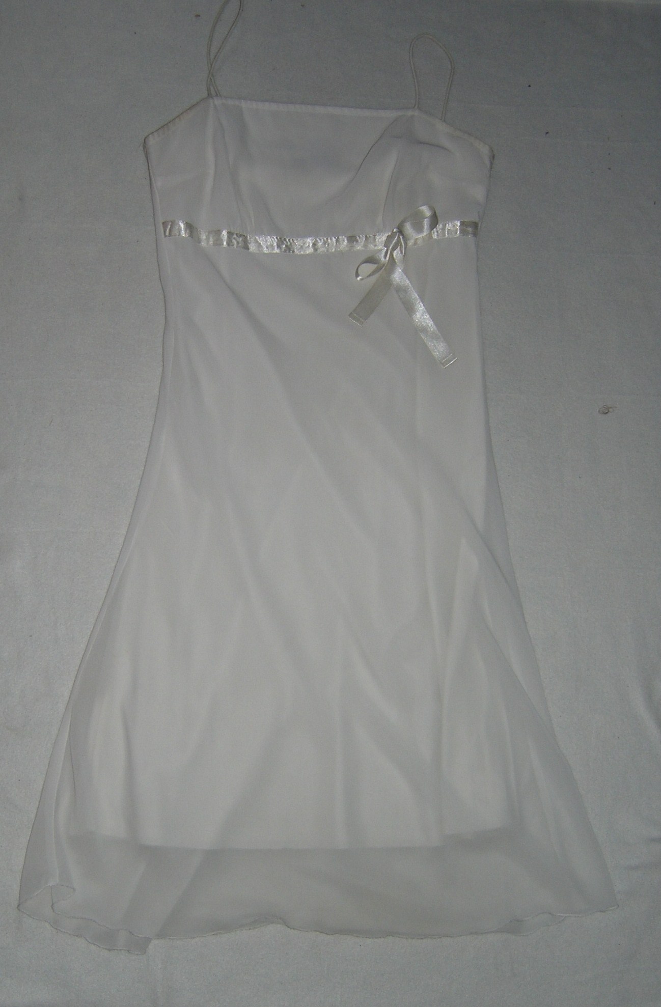 Белое платье. Платья