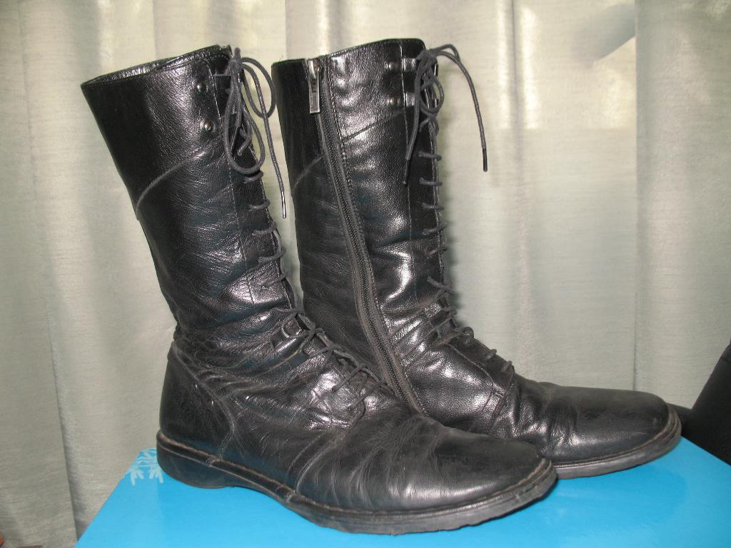 бу демисезонные р38. обувь 