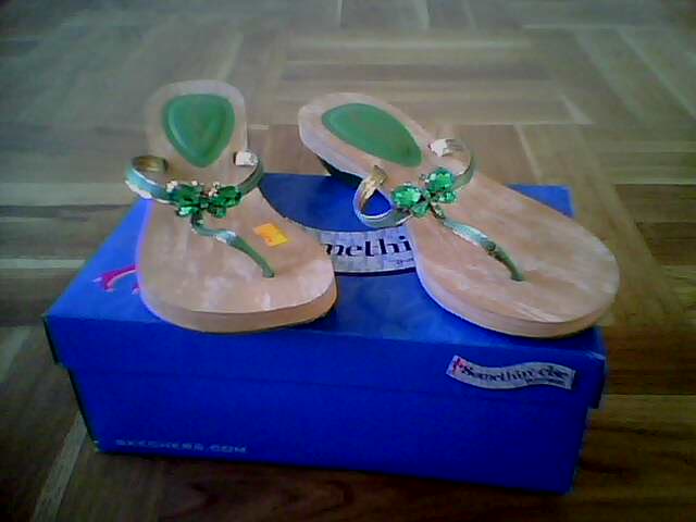 скетчерсы 38р новые 350р. продам!!!!