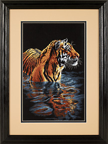 35222 Tiger Chilling Out. Dimensions 1