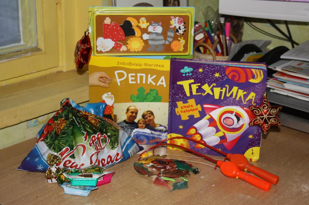 Спасибо ВОлжскому Олегу, Варюше и Ирине!. НГ 2011