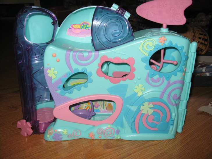 Набор Littlest Pet Shop 'Весёлые джунгли' (1 зверю. ДЕТЯМ-ИГРУШКИ,КНИГИ