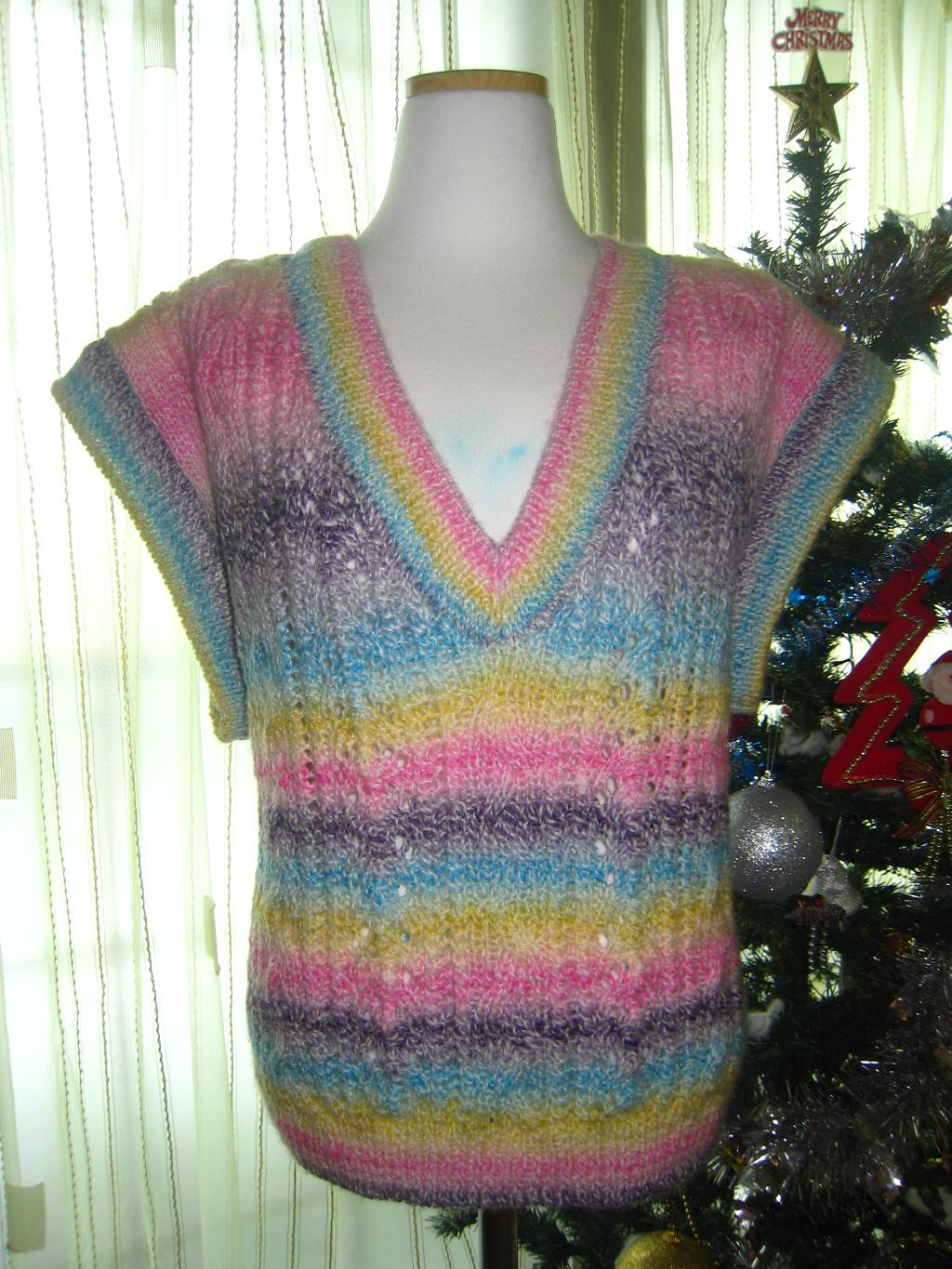 Жилет 'Буйство красок'. Жилетки, безрукавки