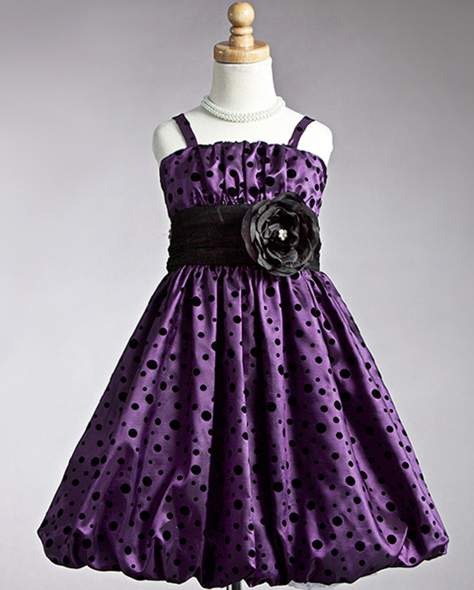 D908 размер:7/8лет. Цена 2000 руб.. Платья из Америки в наличии-цена 1000 руб