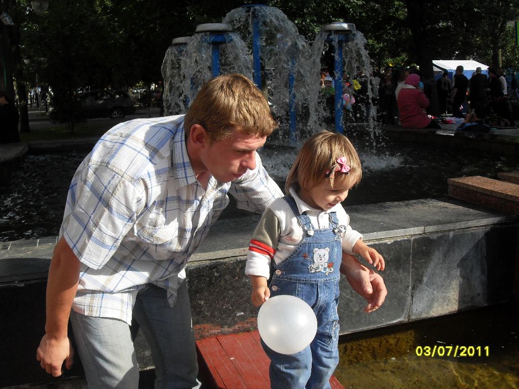 Муж  с дочуркой. Моё семейство