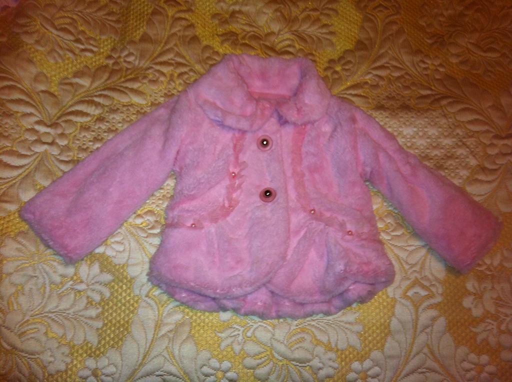 ШУБКА-МАНТО, ИСК МЕХ,Р-Р  ДО 2,5 ЛЕТ, 500 РУБ. ВЕЩИ ДЛЯ ДЕВОЧКИ