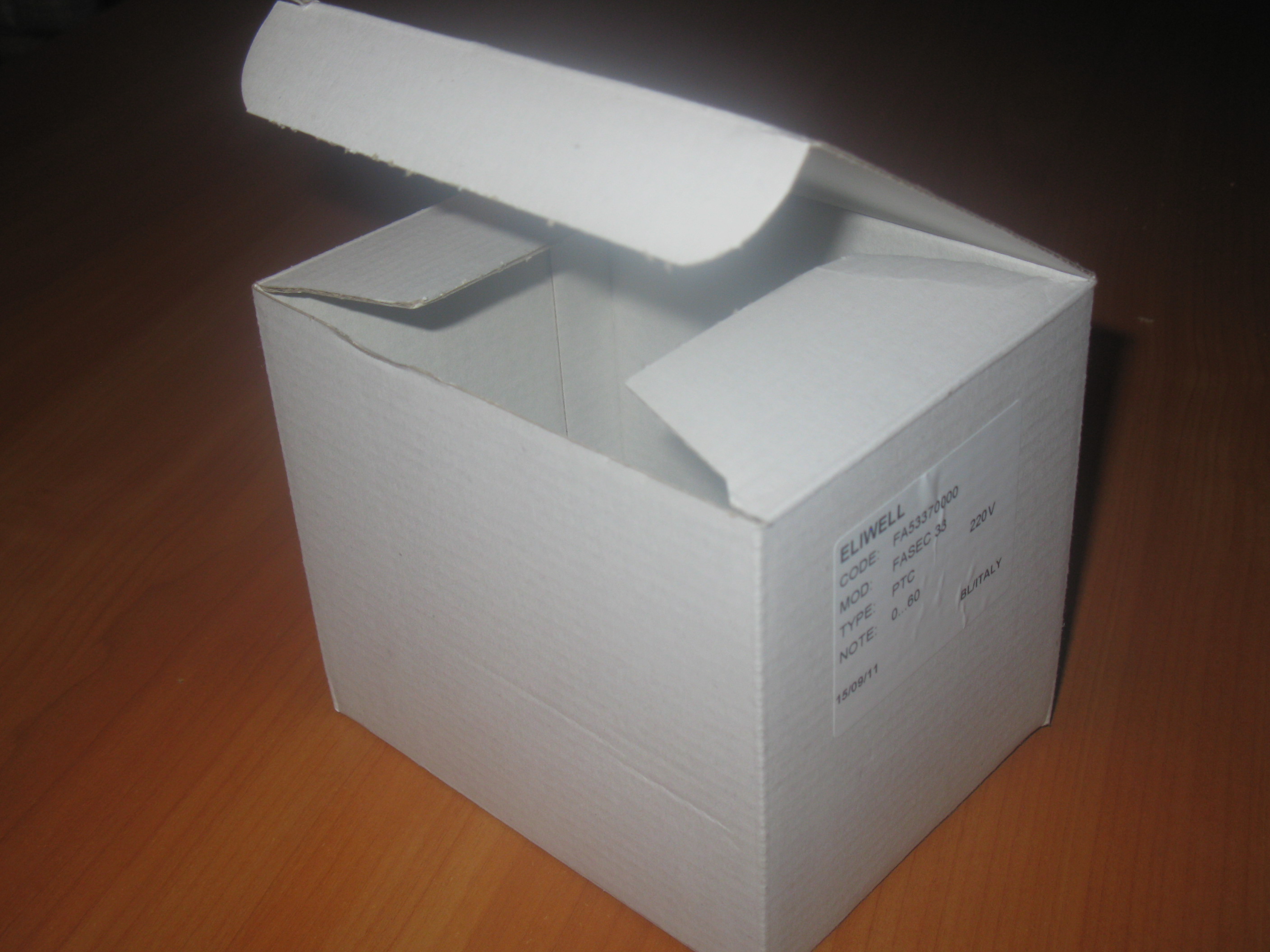 Отдам ЗА...(шоколадку,сок,хозку и др...)