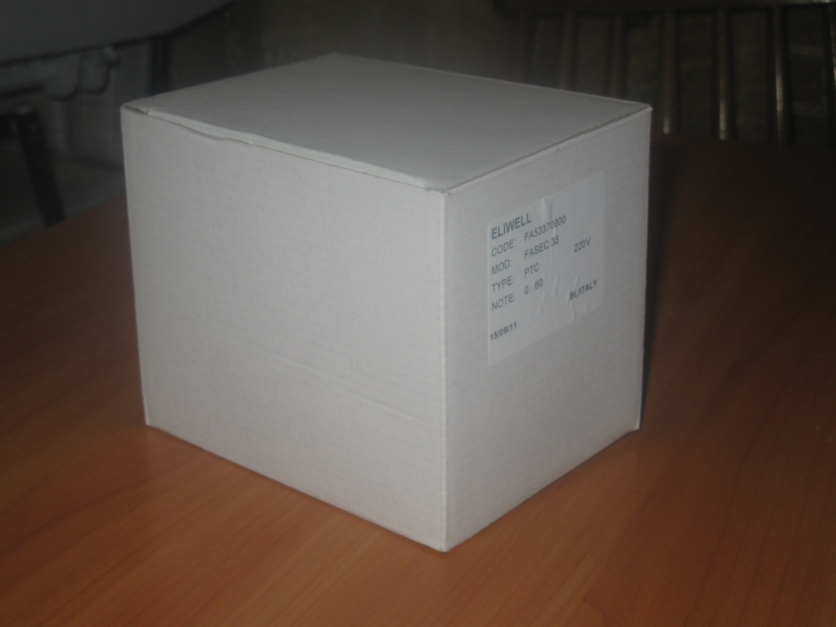 Отдам ЗА...(шоколадку,сок,хозку и др...)