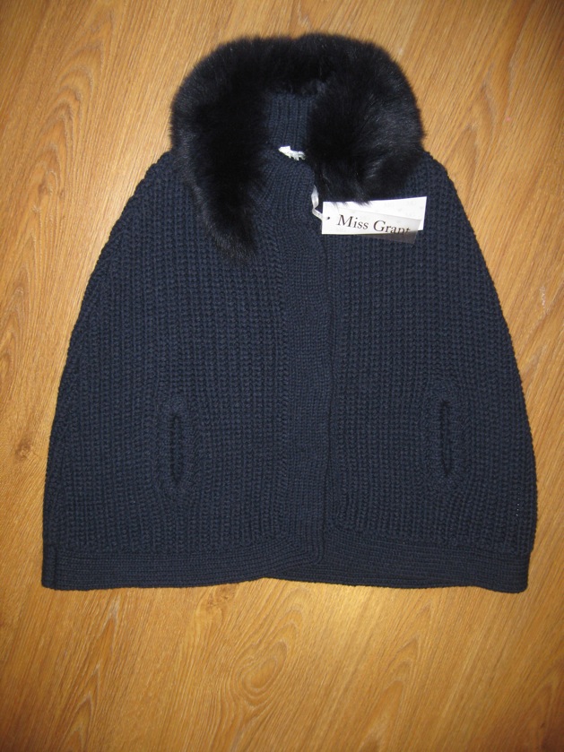 ПОНЧО ИТАЛИЯ  128-134. ДЕВИЧЬЕ НОВОЕ-ОДЕЖДА,ОБУВЬ 