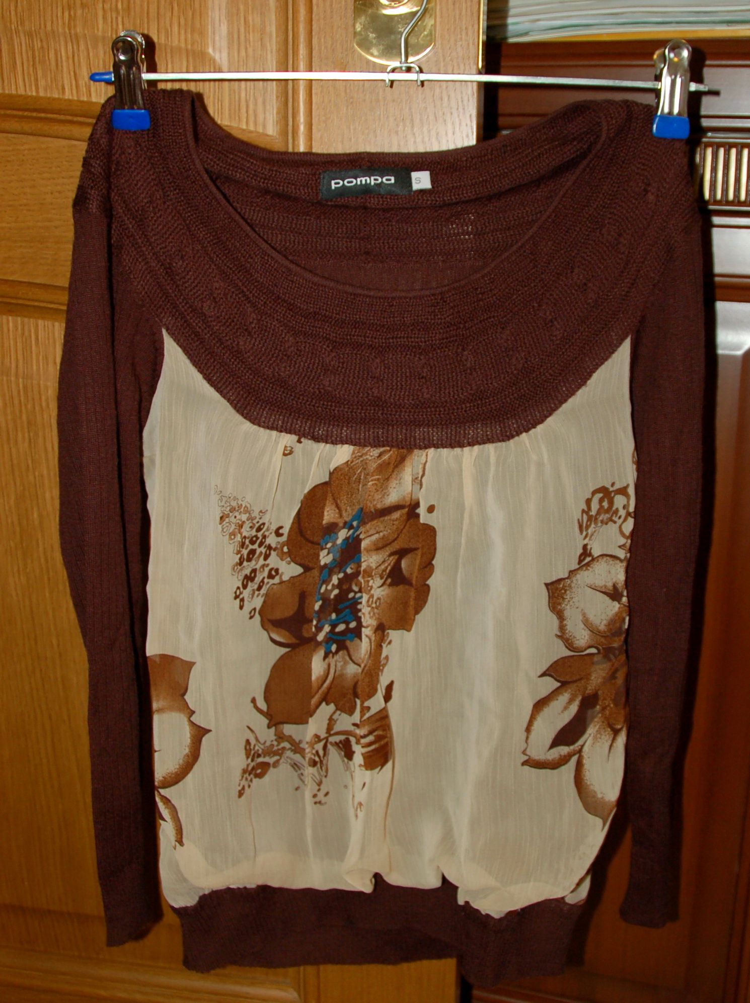 Брендовая потрясающая кофта! с воздушным верхом. РУБАШКИ/БЛУЗКИ - очень ДЕШЕВО!