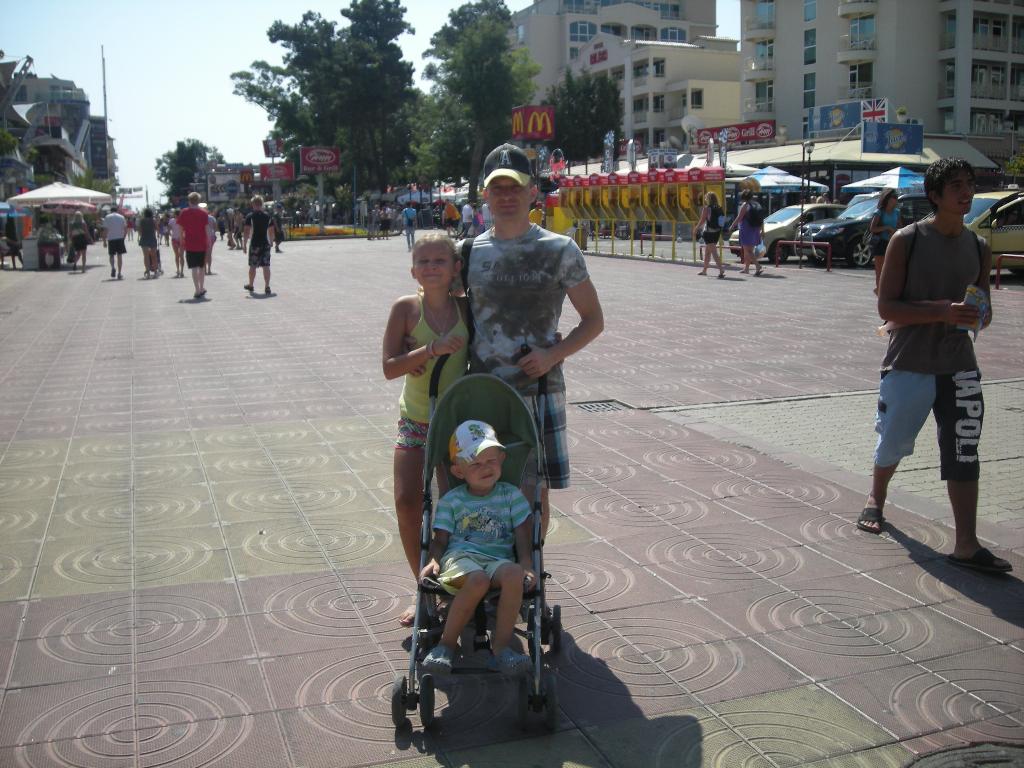 Папа, Света, Ярик. Болгария 2011