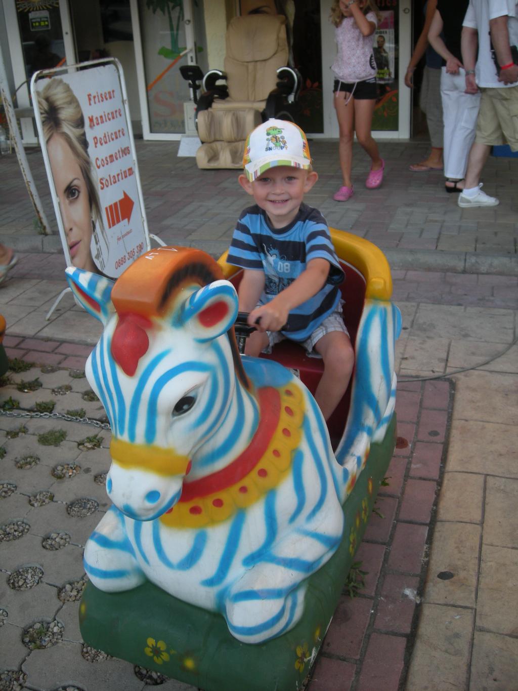 Счастливый ребенок. Болгария 2011