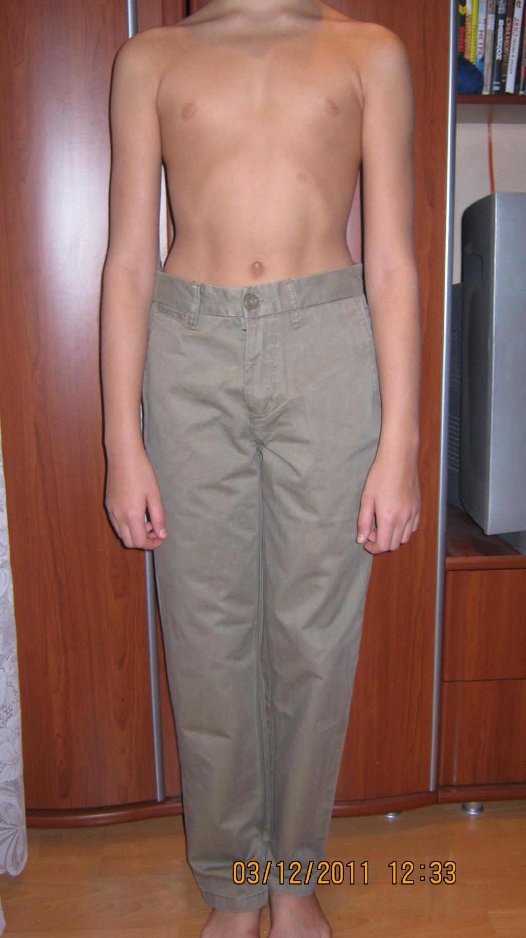 Брюки д/м c Мэйсис (подросток). джинсы, брюки