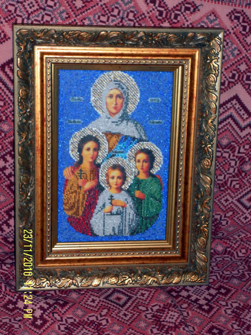  со вспышкой. Вера, Надежда, Любовь и их мать Софья