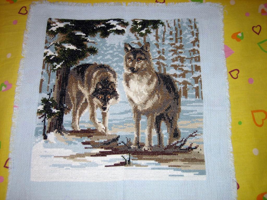 волки. моя вышивка