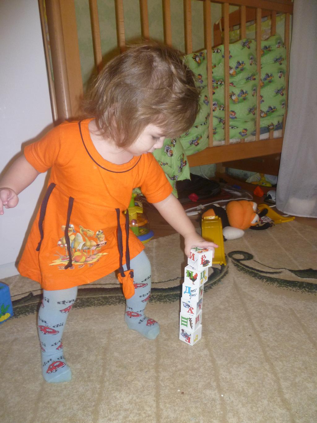 маленькая строительница. Доча сегодня