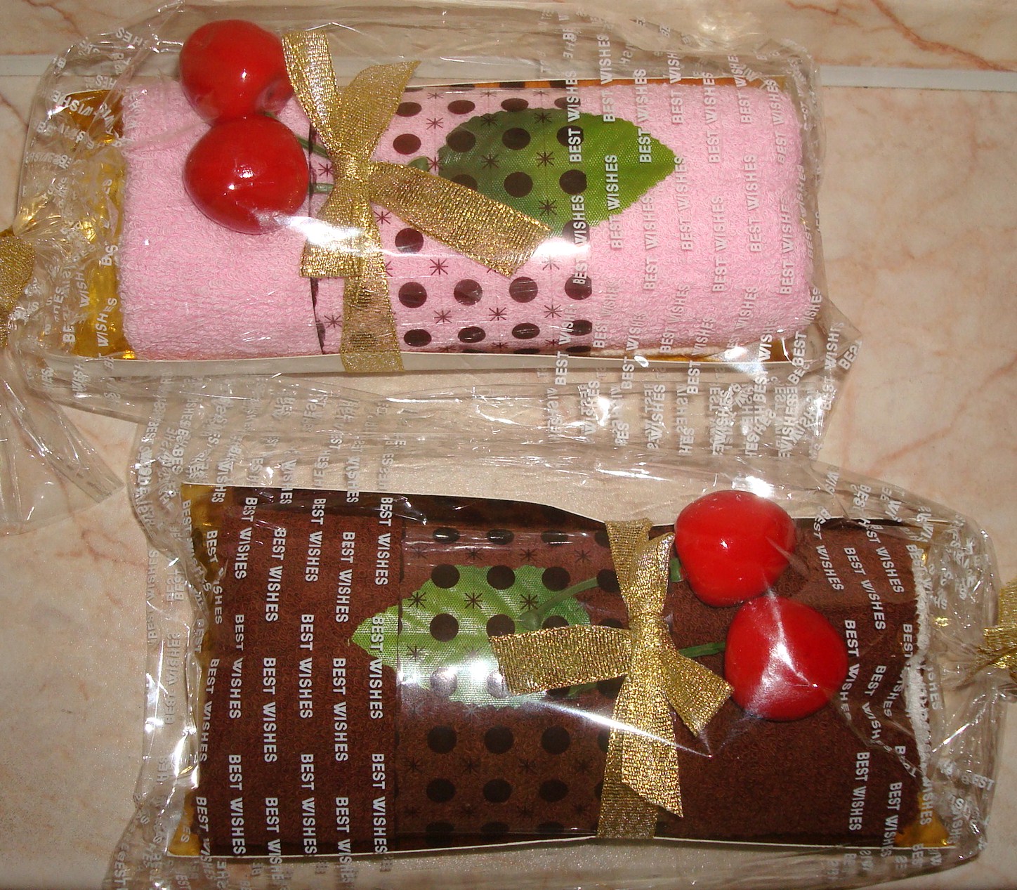 рулет с вишней большой (пакет). полотенца в форме ПИРОЖЕННЫХ