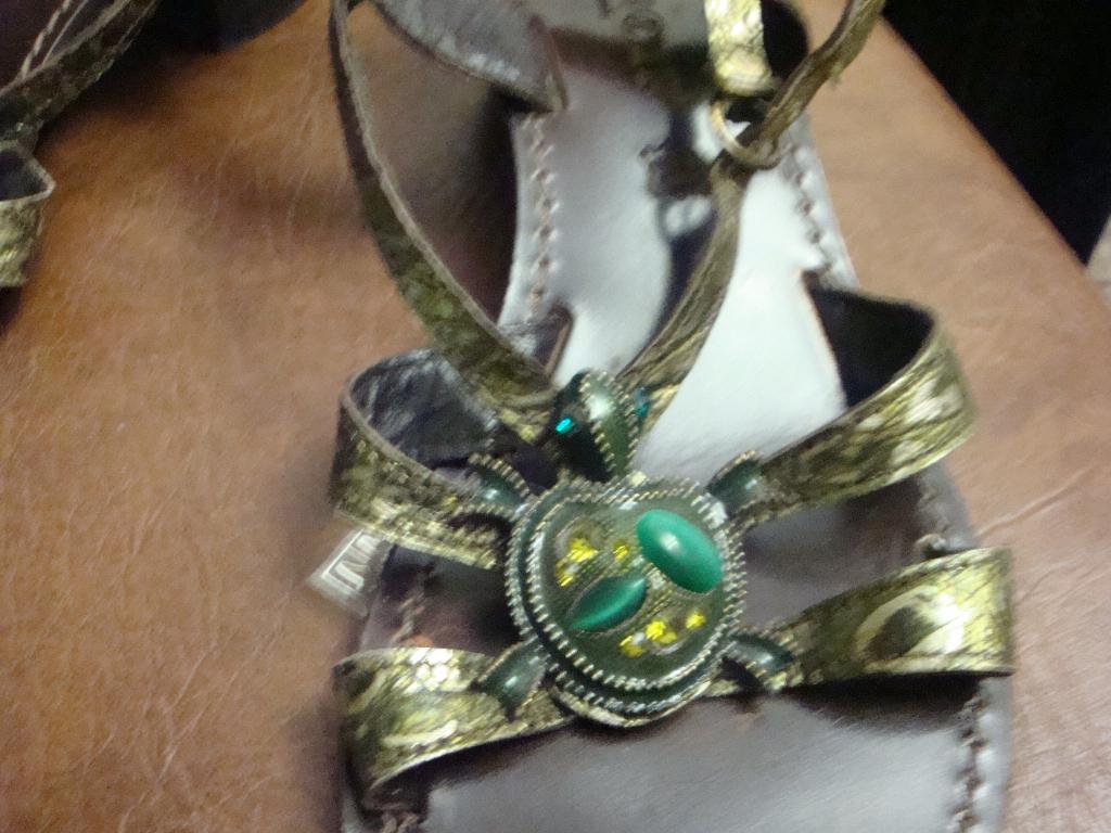  взрослая обувь  новая и б/у