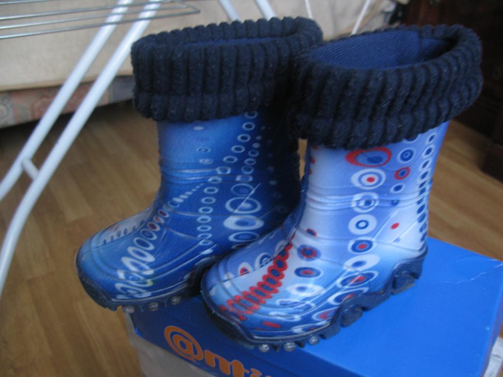 Demar резиновые сапожки р.20/21. Обувь р.22-24