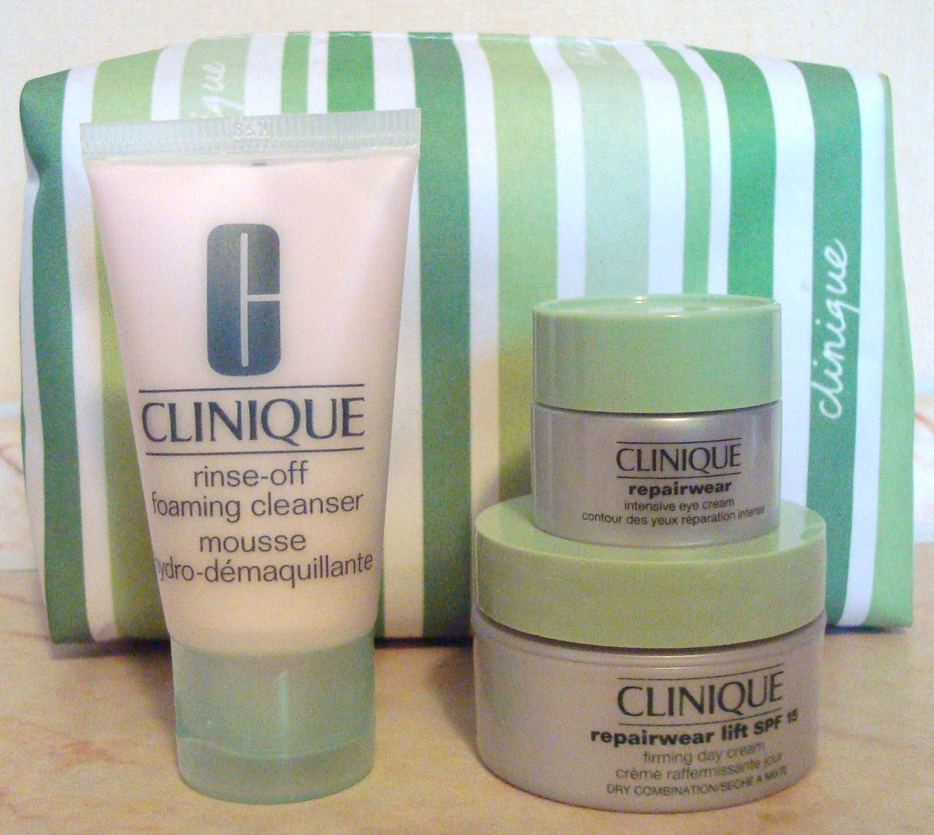 набор КЛИНИК зелёная полоска. Наборы косметики... элитка