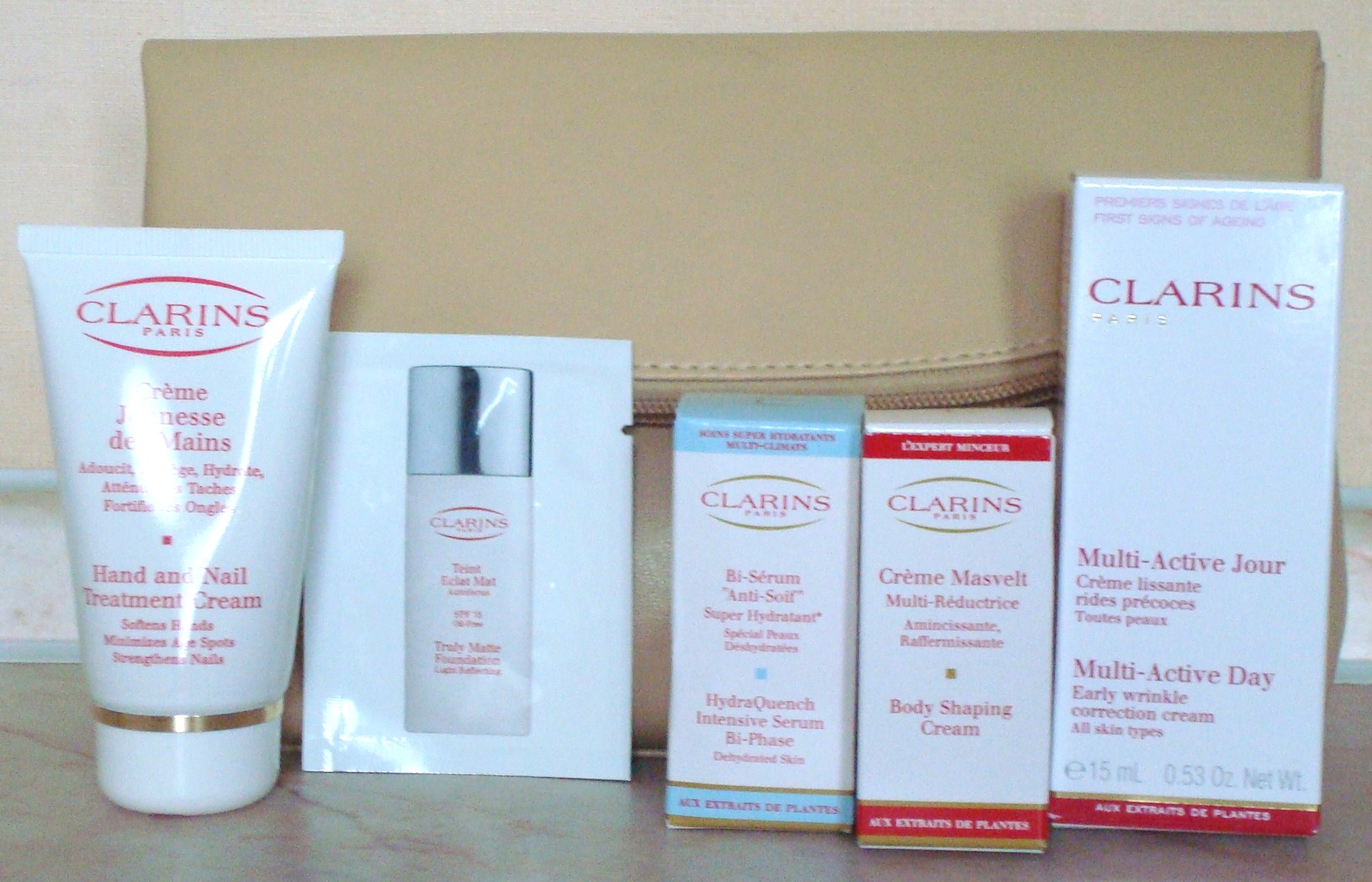 набор КЛАРАНС беж кож. Наборы косметики... элитка