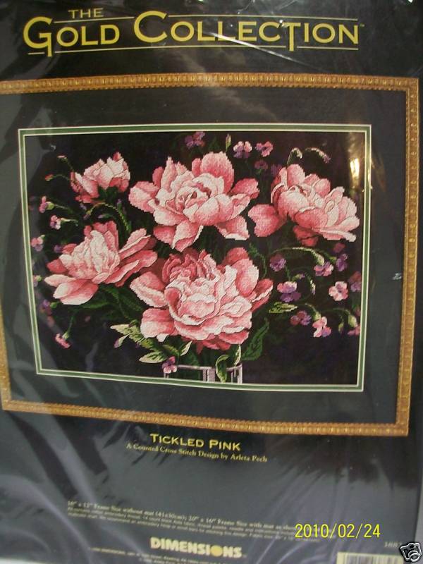 03882 Tickled Pink. Dimensions Gold 