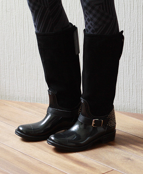 Резиновый низ, сверху замша. ХвастЫ