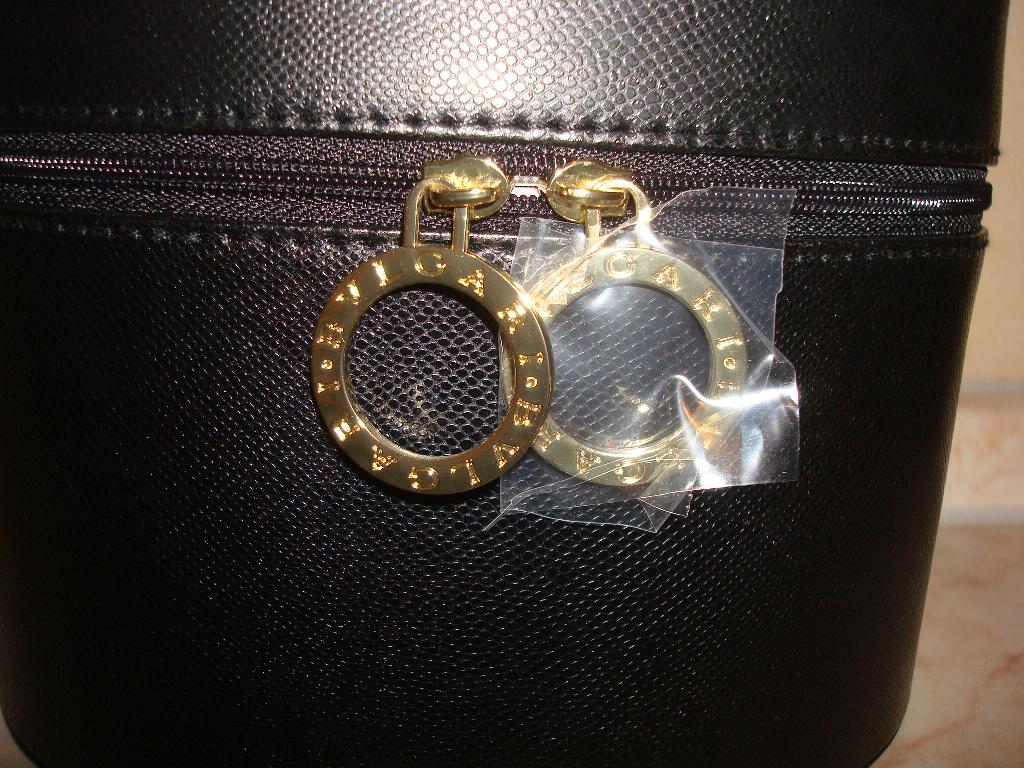 сундучок БУЛГАРИ. Наборы косметики... элитка