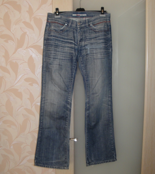 Джинсы ONLY. брюки,джинсы,шорты