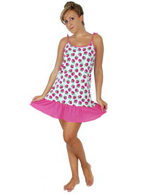 Ночнушка с клубничками р.56. Пристроено