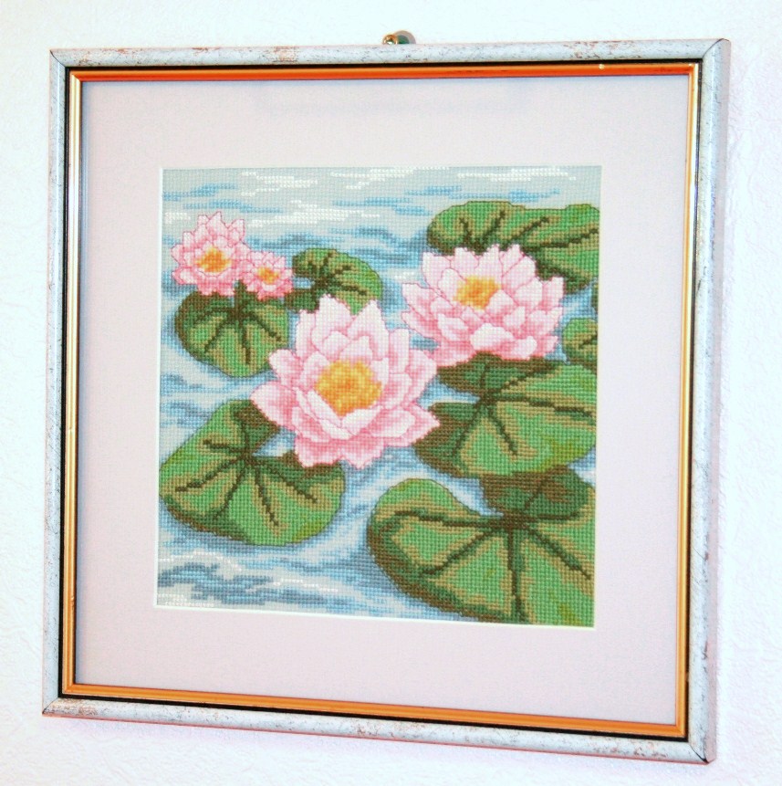 лилии в сером. из раннего