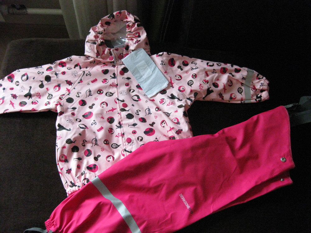 Дидрикс весна-лето 2011 дождевой комплект рост 100. Дождевые комплекты 