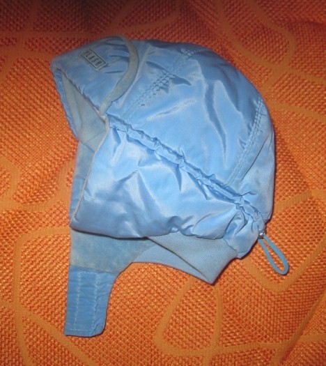 Шапочка FLAIHS (Финляндия). Одежда и обувь  детская на маленьких  мальчика и девочку