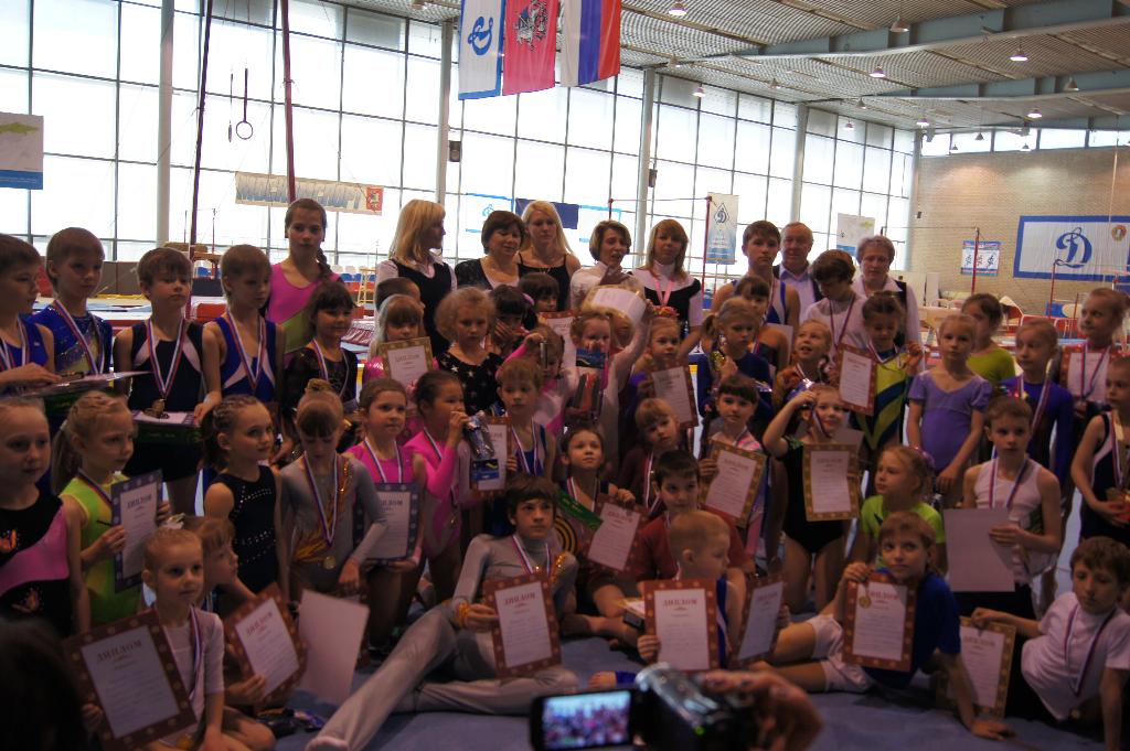 Соревнования по спортивной акробатике апрель 2011года