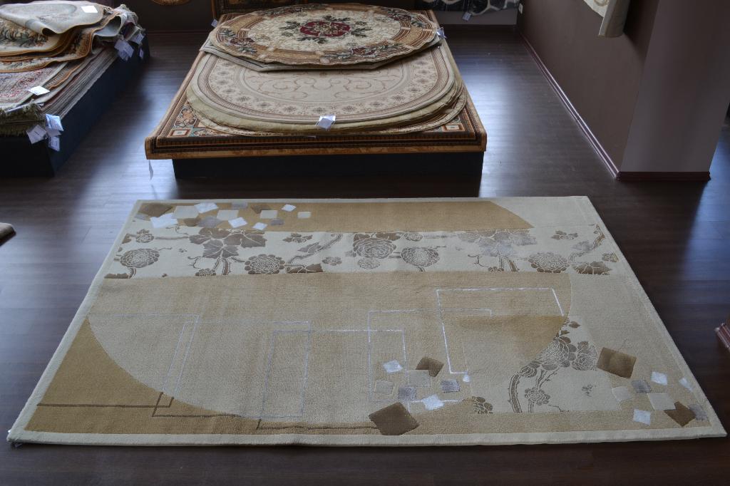 Египет 200х285  9900 руб. шерсть+ п/п. Египет ковры