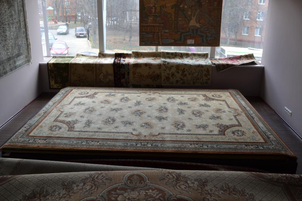 Ковер жаккард.300х405 9500руб. п/п. Ковры Беларусь