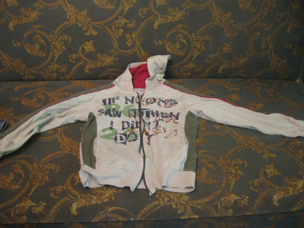 на рост 134. Отдано