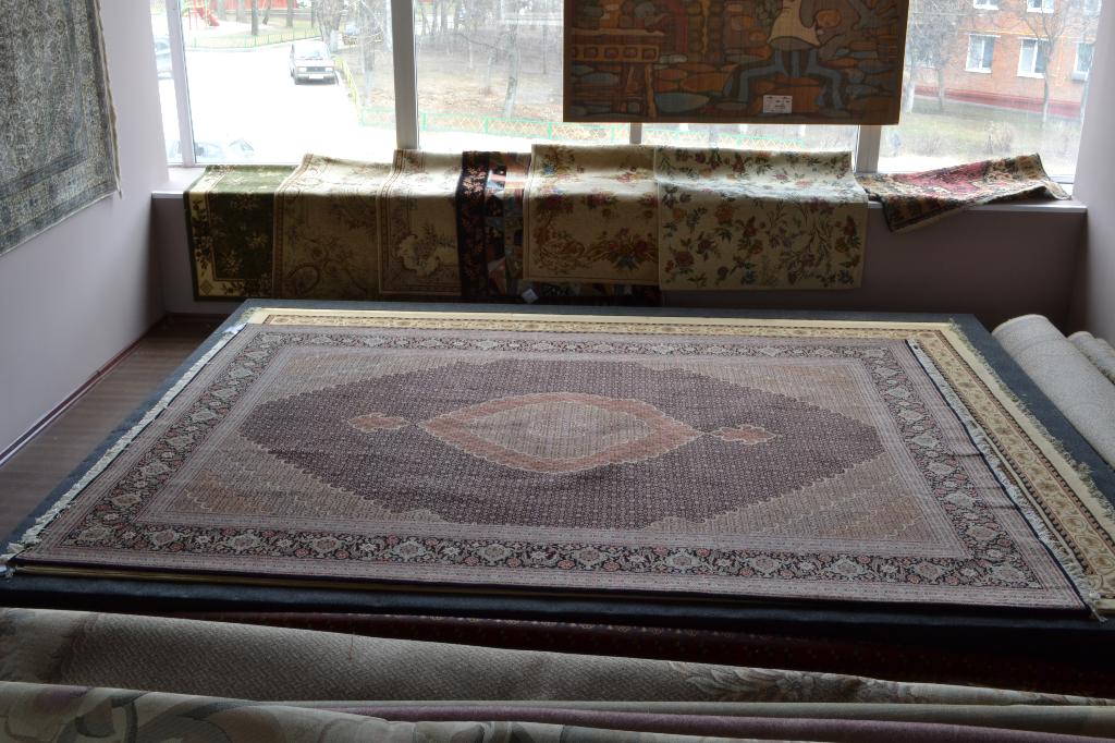 Табриз Махи  245х345  шерсть/шелк. Ковры руч.работы Иран