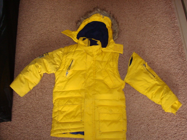 пуховик . детские вещи