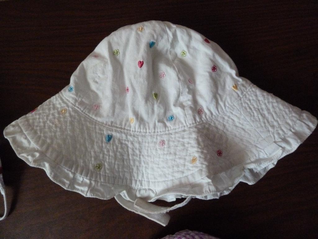Панамка с вышывкой 44-46, на липучке150р. Детская одежда 74-86