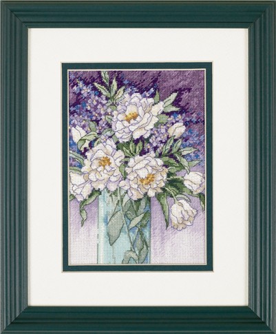 65074 White Peonies. Dimensions Gold Petites 1