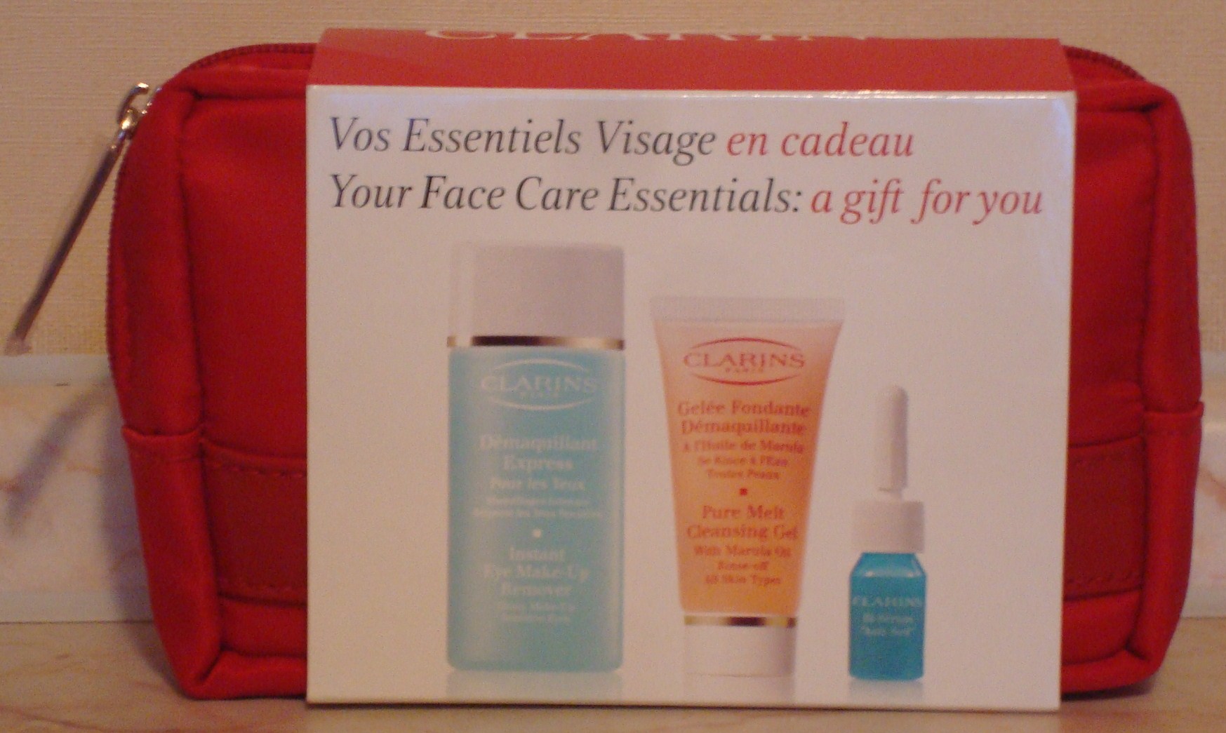 Массажер clarins