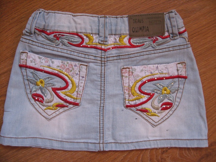 ДЕВИЧЬЕ б/у-юбки,платья,сарафаны,комплекты