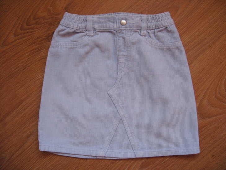 БЕНЕТОН 116. ДЕВИЧЬЕ б/у-юбки,платья,сарафаны,комплекты