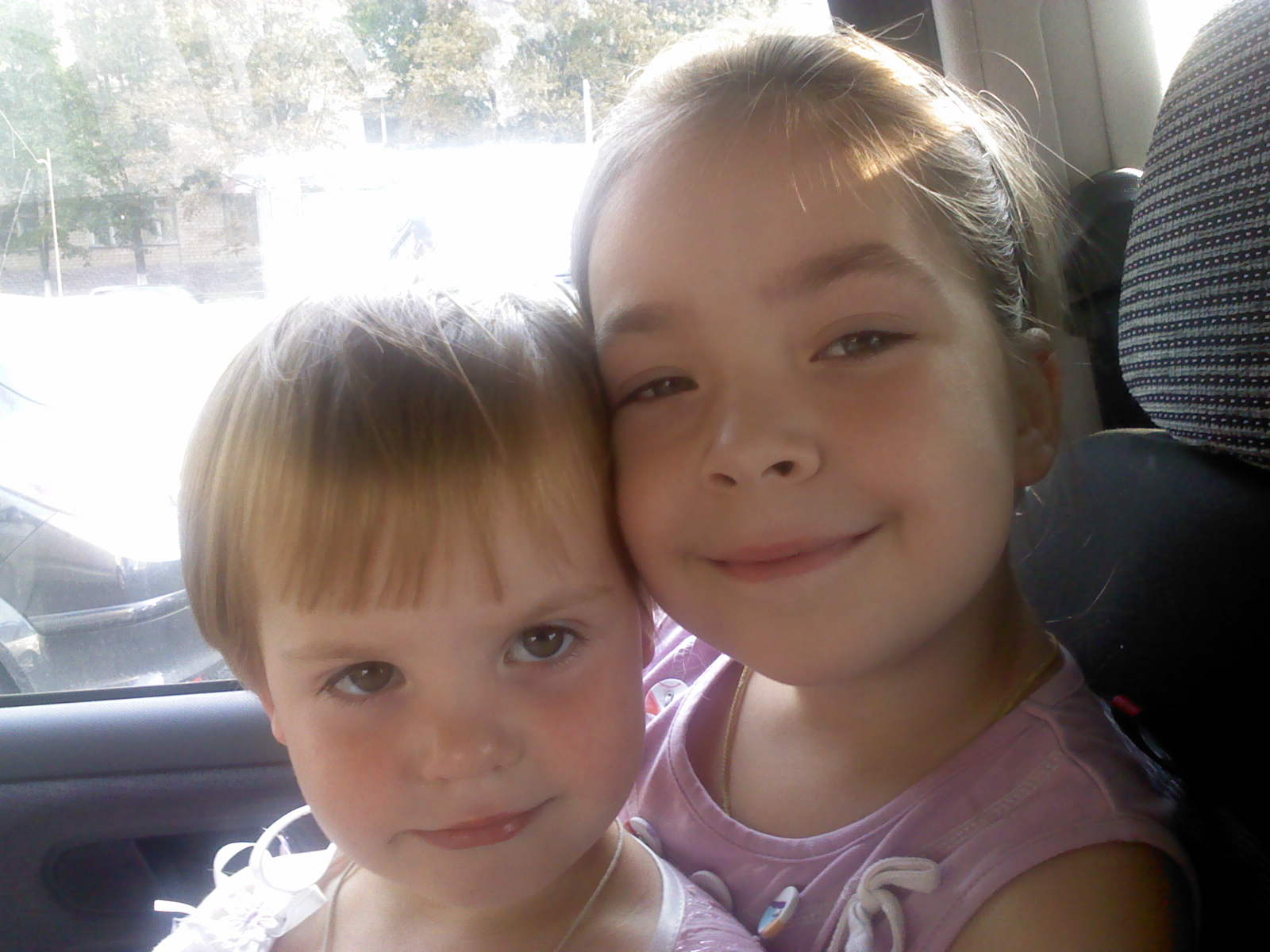 Сестрички. Доченьки