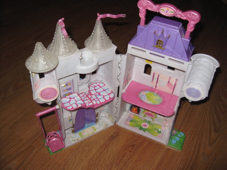 ДЕТЯМ-ИГРУШКИ,КНИГИ