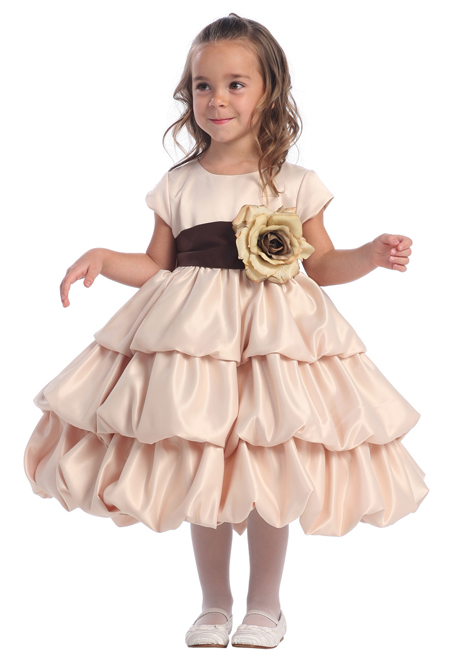 BL204 размеры: 8лет  цена 3000 рублей. Платья из Америки в наличии-цена 1000 руб